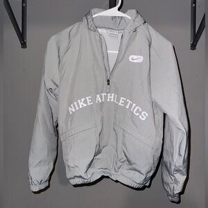 Boys Nike Athletic Jacket. Cropped. Size L